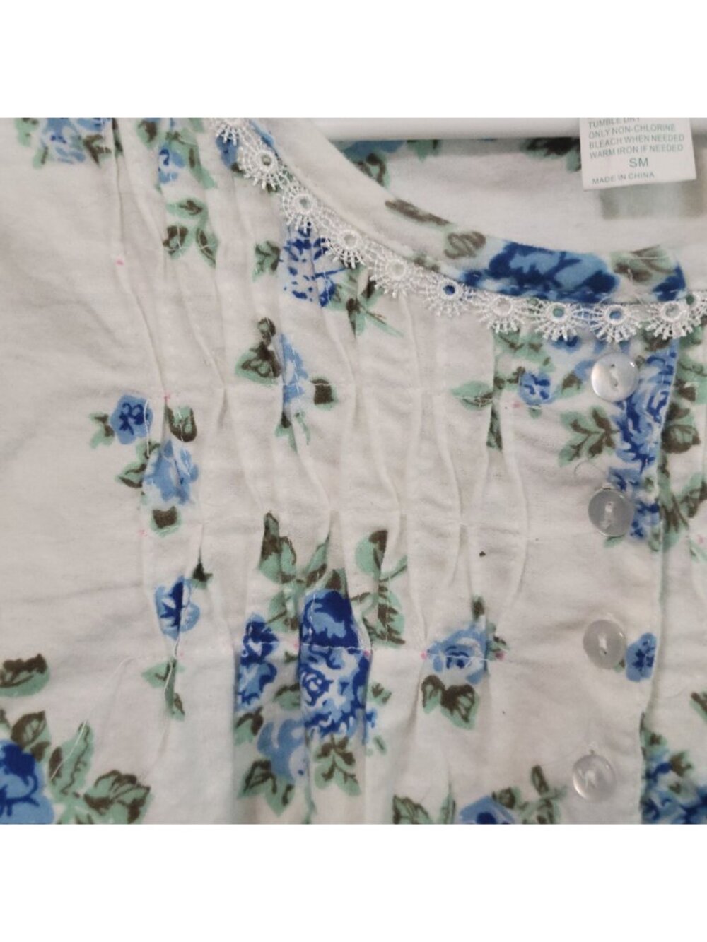Vtg Casual Nights Blue Floral Cotton Flannel Nightgown Size Small Lace Pintucks - Picture 7 of 11